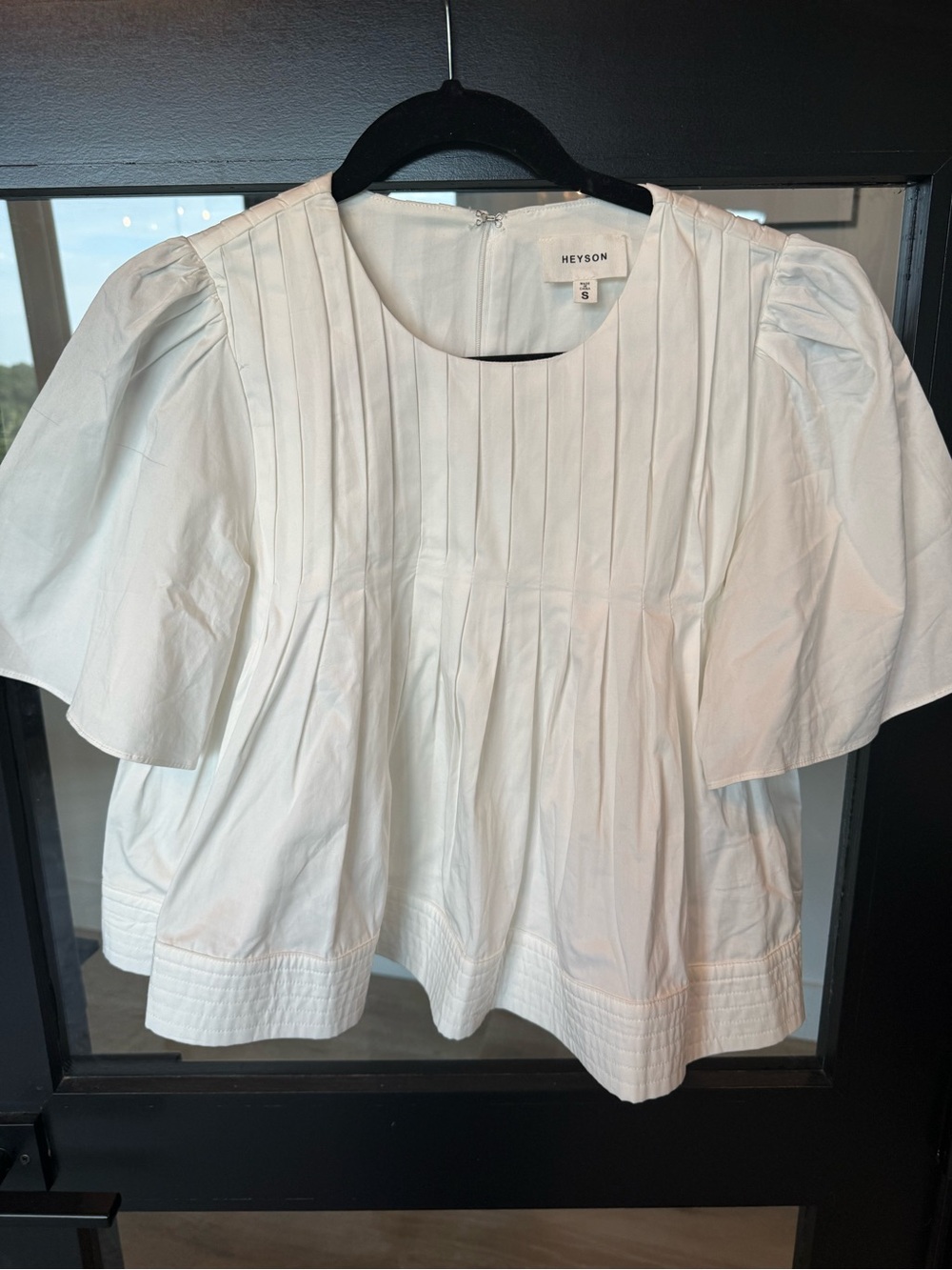 Heyson White Pleated Short-Sleeve Peplum Blouse